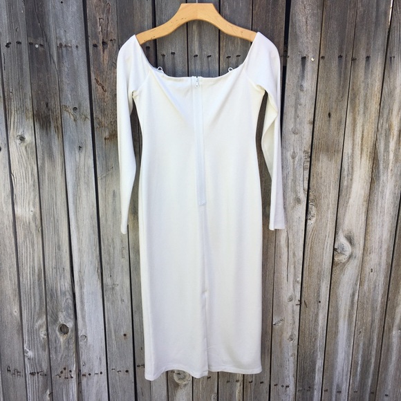 NWT Alice + Olivia Dorinda Off Shoulder Long Sleeve Knit Midi Dress White 6 - Picture 10 of 16